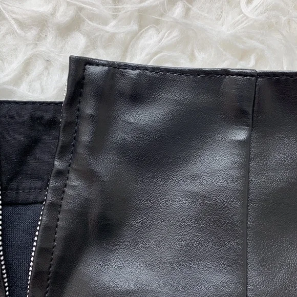 Vintage Faux Leather Mini Skirt - Picture 3 of 4